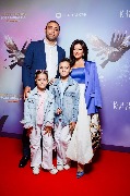 Ева Пилоян с семьей