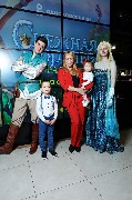 Светлана  Турилова с детьми