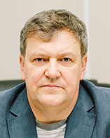 Я думаю, что устранение посредников между производителями и кинопоказчиками не за горами Я думаю, что устранение посредников между производителями и кинопоказчиками не за горами