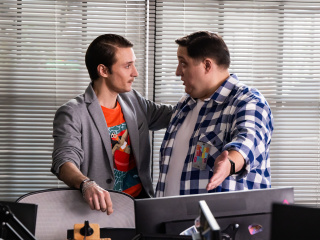 ТНТ запускает съемки комедийного сериала «Большой человек» с Романом Поповым ТНТ запускает съемки комедийного сериала «Большой человек» с Романом Поповым