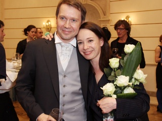 Чулпан Хаматова и Евгений Миронов снимутся в новогодней комедии