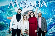 Denis Klyaver (vozhd Tui),Zina Kupriyanovich(Moana),Marina Zhigalova-Ozkan i Grigory Siyatvinda(Maui)