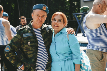 На ТНТ выходит «наш ответ «Барби» -  комедия «Мендельсон»