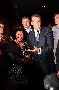 Ада Семенов (Фильм) и актер Пирс Броснан 