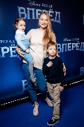 Vpered_Moscow premiere_Oksana Akinshina_1_новый размер
