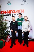 Евгения Ахременко с детьми