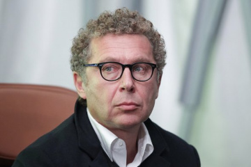 Александр Мамут купил за неделю две крупнейшие сети кинотеатров в России