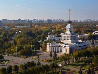 На ВДНХ бесплатно показывают фильмы на пленочном оборудовании