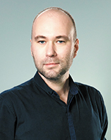 Режиссер кино должен знать и уметь абсолютно все! Режиссер кино должен знать и уметь абсолютно все!