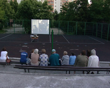Открытый кинотеатр появится в Москве для фестиваля "Будем жить!" Открытый кинотеатр появится в Москве для фестиваля "Будем жить!"