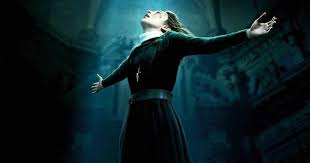 Со второй попытки хоррор "Проклятие монахини 2" возглавил чарт международного кинопроката