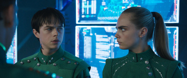 Фантастический фильм "Валериан и город тысячи планет" выигрывает последний уик-энд лета на международной арене Фантастический фильм "Валериан и город тысячи планет" выигрывает последний уик-энд лета на международной арене