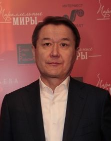 В Москве представили российско-казахскую копродукцию «Параллельные миры» В Москве представили российско-казахскую копродукцию «Параллельные миры»