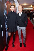 Selfie_Moscow Premiere_Paulina Andreeva i Fedor Bondarchuk_2_новый размер