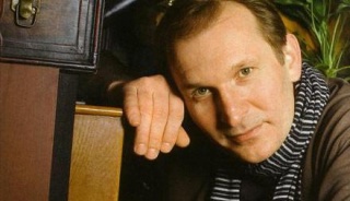 Федор Добронравов исполнит роли близнецов в комедийном сериале Федор Добронравов исполнит роли близнецов в комедийном сериале