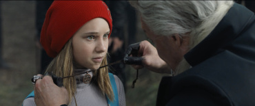 "Красная шапочка" лидирует в российском кинопрокате