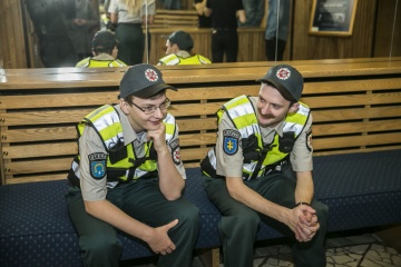 Чёрная комедия "Получен вызов" побеждает в литовском кинопрокате