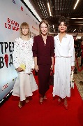 Trezviy voditel_Moscow premiere_Vika Gazinskaya, Kseniya Sobchak, Nadezhda Oolentseva_1_новый размер