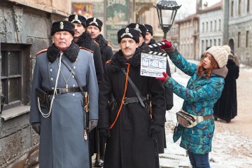 Стартовали съемки очередных «Ёлок» Стартовали съемки очередных «Ёлок»