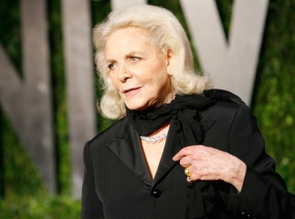Умерла Лорен Бэколл Умерла Лорен Бэколл