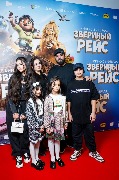 Александр Бердников с семьей