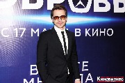 актер Павел Деревянко