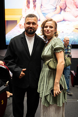 18/24  - Премьера фильма ЗА ЛЮБОВЬ