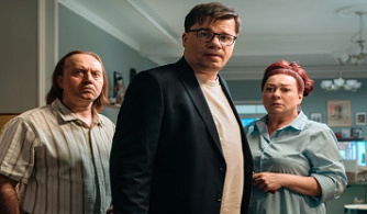 Три фильма претендуют на лидерство в российском прокате, "Новая тёща" опередила конкурентов в четверг