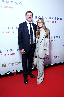 28/28  - Премьера фильма «СКВОЗЬ ВРЕМЯ»