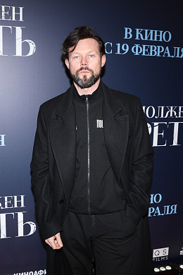 11/15  - Премьера фильма КТО-ТО ДОЛЖЕН УМЕРЕТЬ