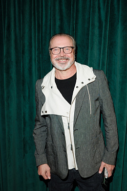 15/18  - Премьера фильма ЕСТЬ ТОЛЬКО МИГ