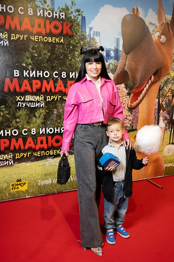 Нелли Ермолаева с сыном