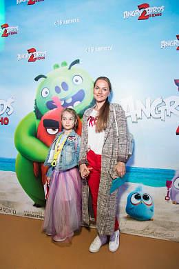 10/18  - Премьера фильма "Angry Birds 2 в кино