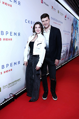 14/28  - Премьера фильма «СКВОЗЬ ВРЕМЯ»