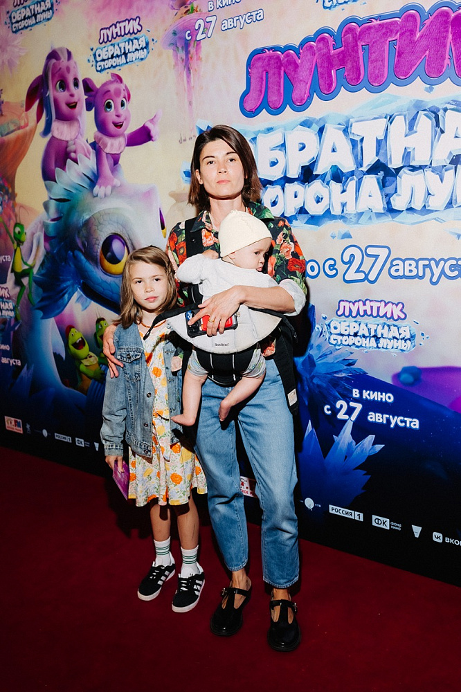 Клавдия Коршунова с детьми